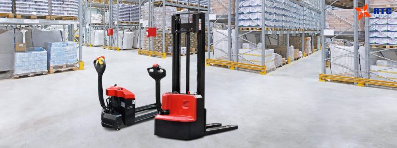 xe-tu-hanh-AGV-Forklift-la-gi